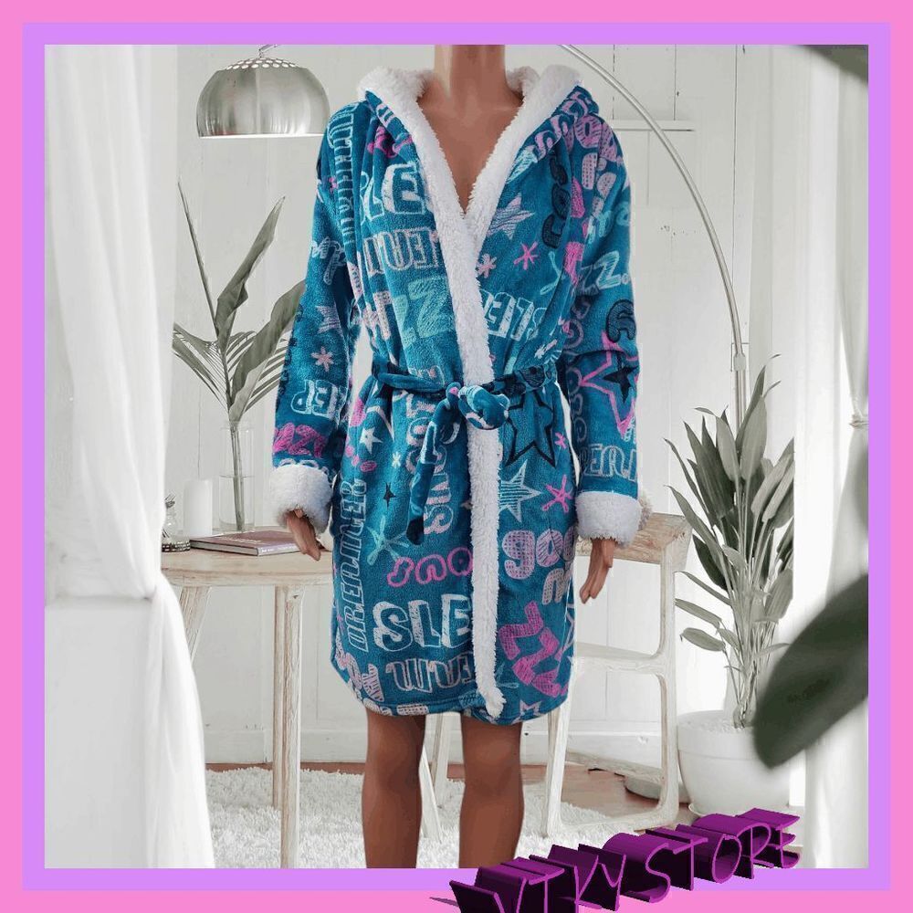 NWT {Em & Alfie} Cozy Comfort: Green Snooze Robe, One Size NWT